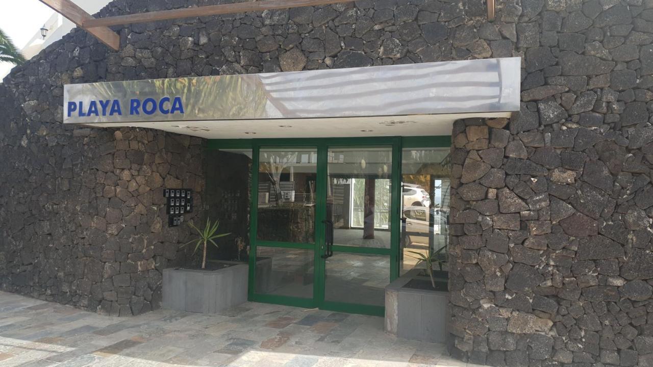 Apartamento en Playa Roca primer linea de mar  Costa Teguise Exterior foto
